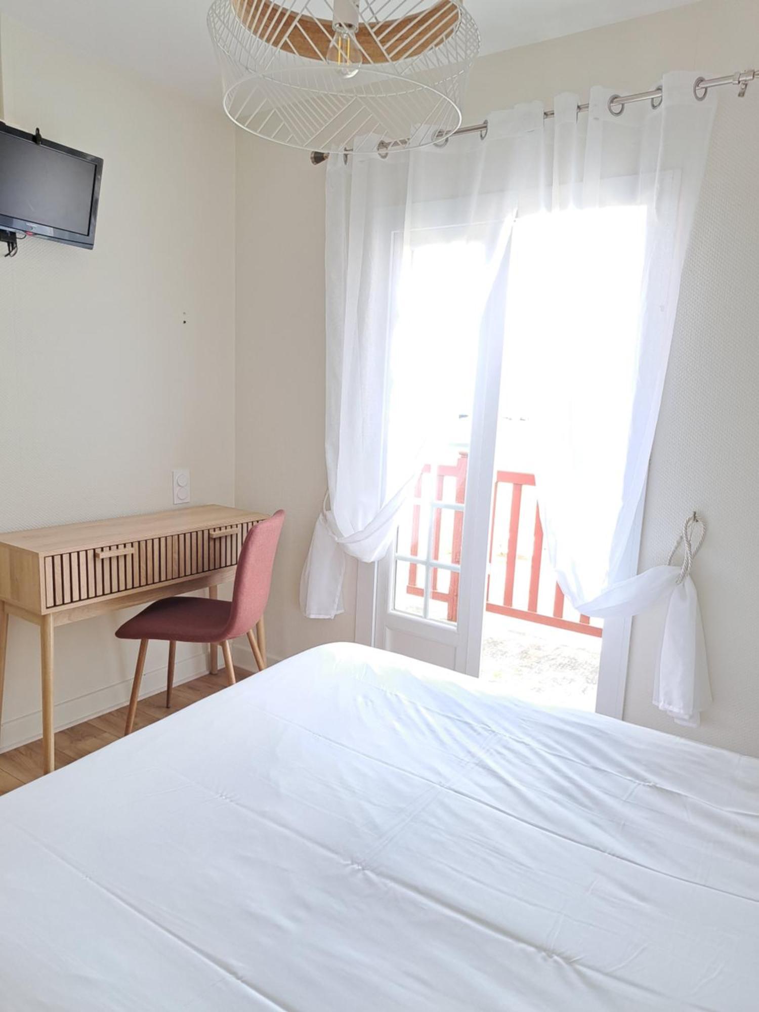 Lecumberry Ferme Auberge Ibarnia מראה חיצוני תמונה